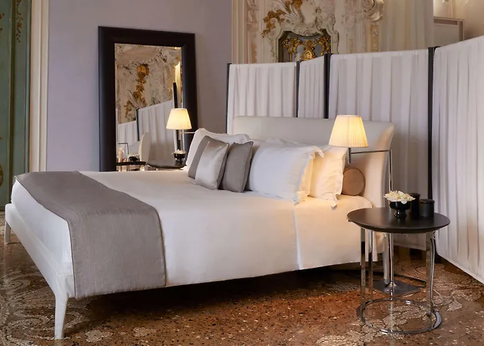 Aman Hotel 5*